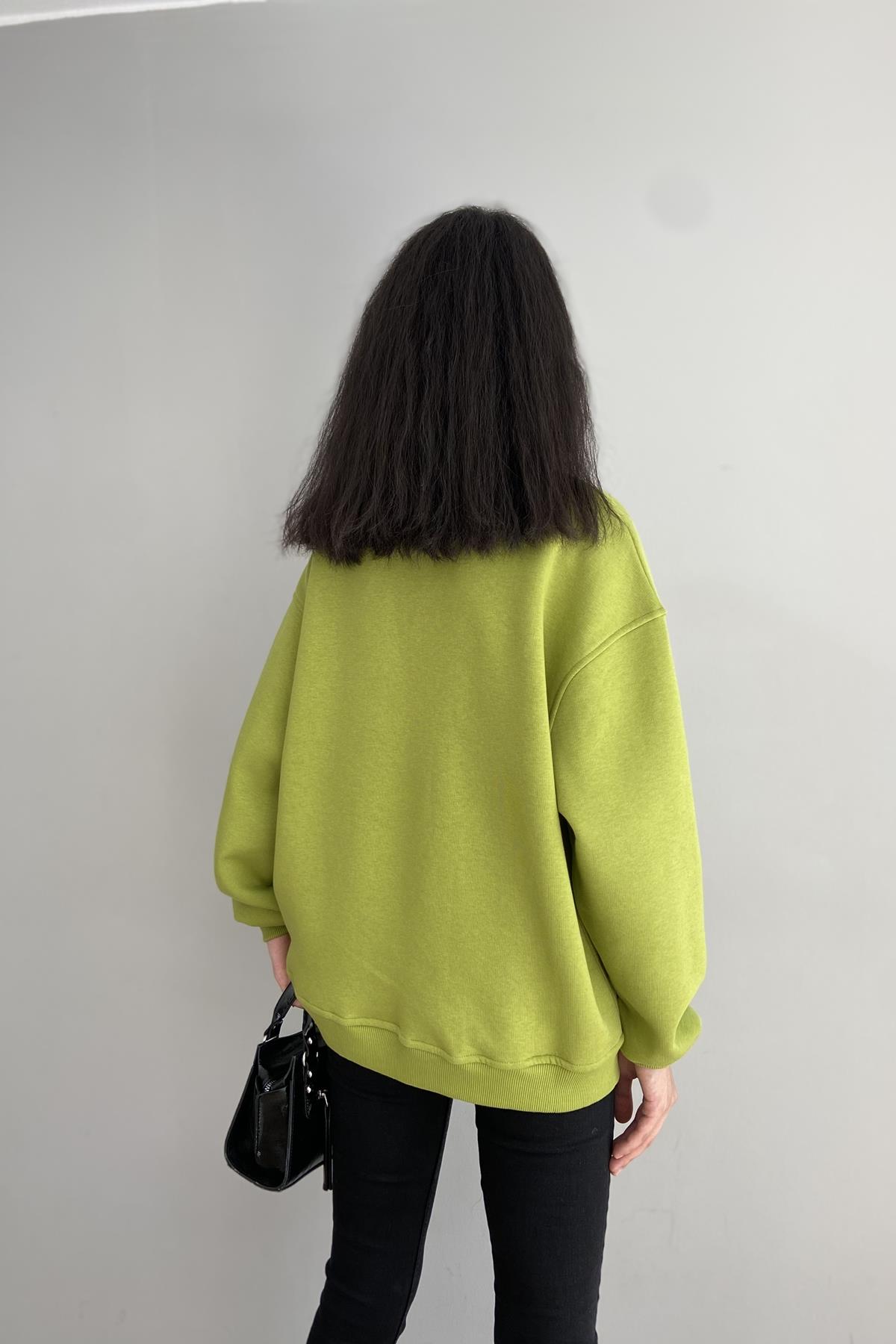 BİSİKLET YAKA BASKILI NAKIŞ DETAY SWEATSHIRT