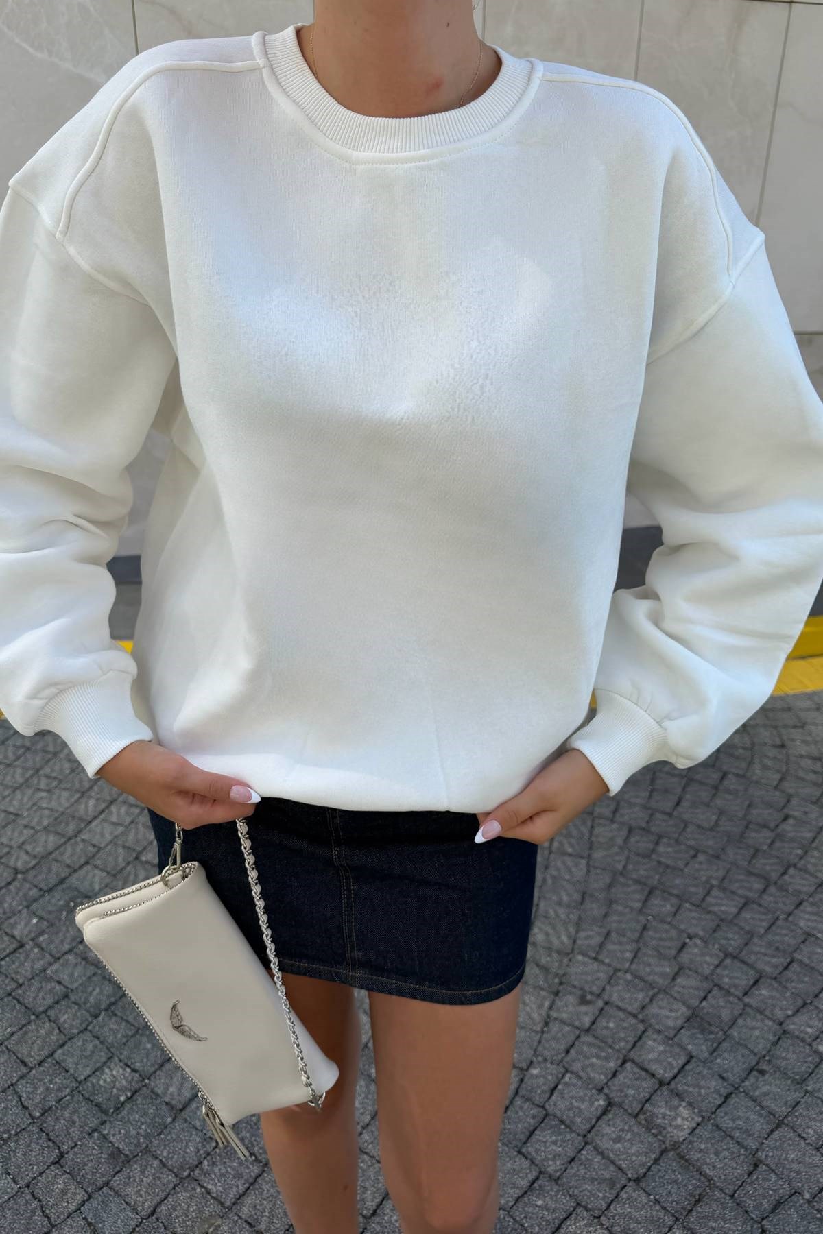 BİSİKLET YAKA OMUZ ROBALI SWEATSHIRT