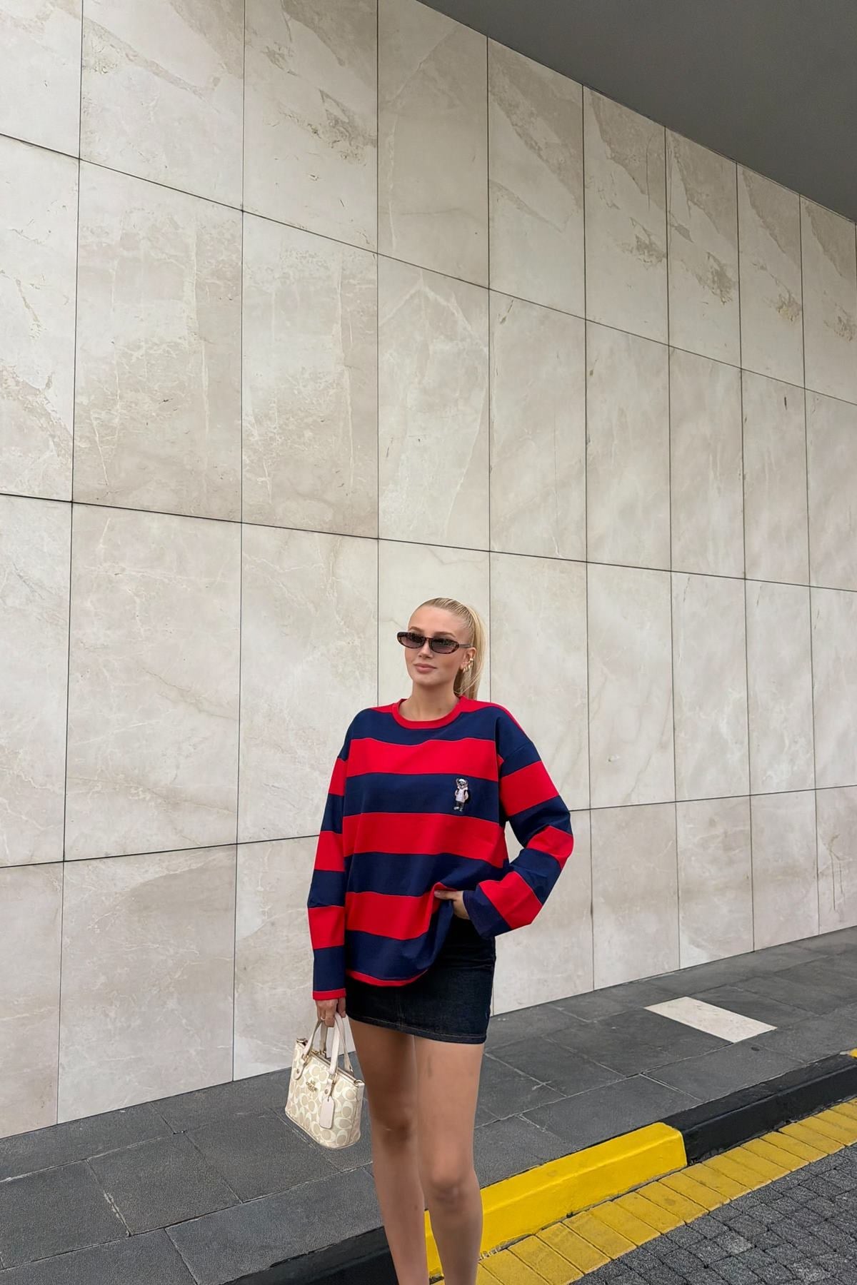 ÇİZGİ DETAY SWEAT