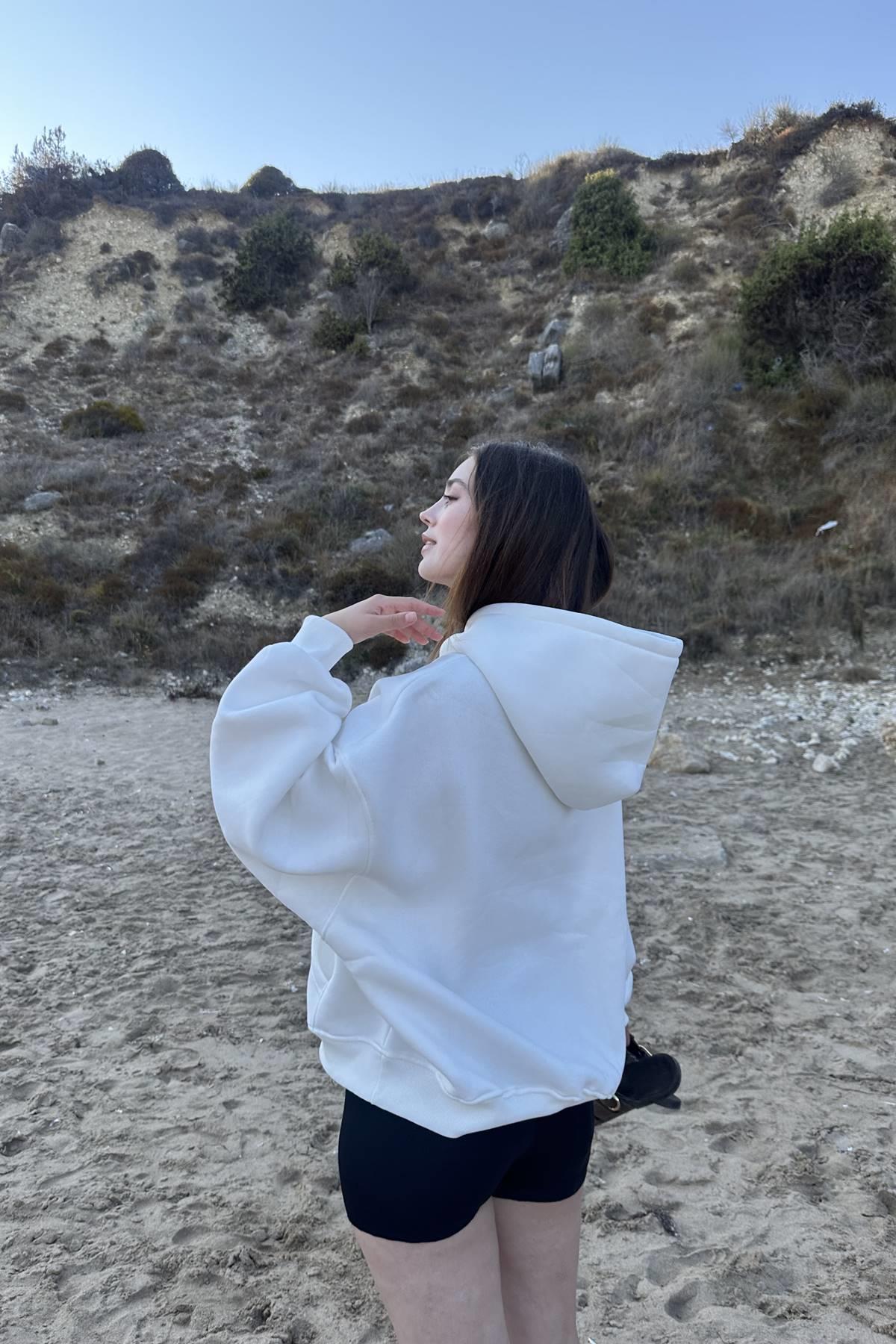 KAPŞONLU CEPLİ SWEATSHIRT