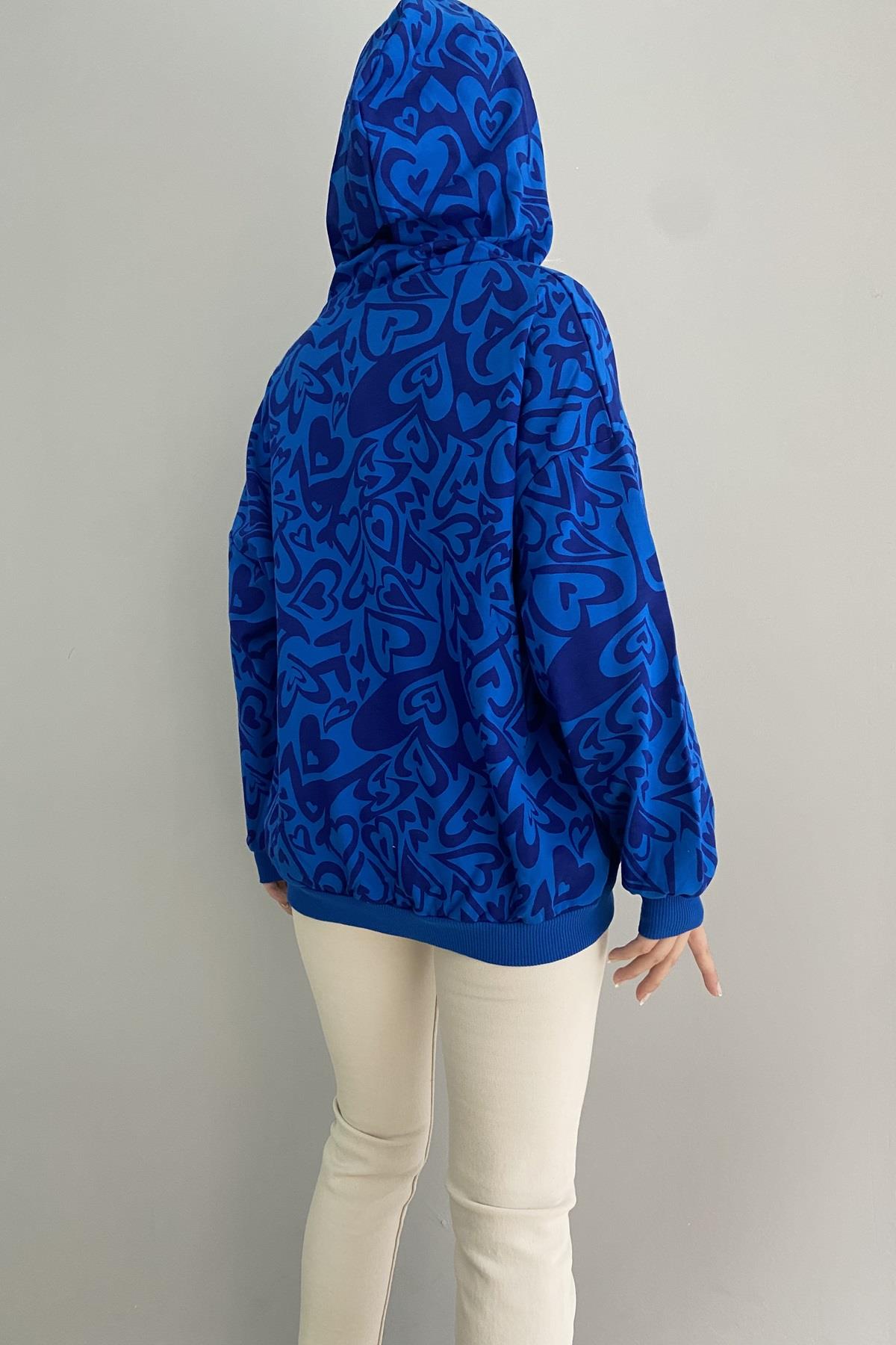 KAPŞONLU DESENLİ SWEAT