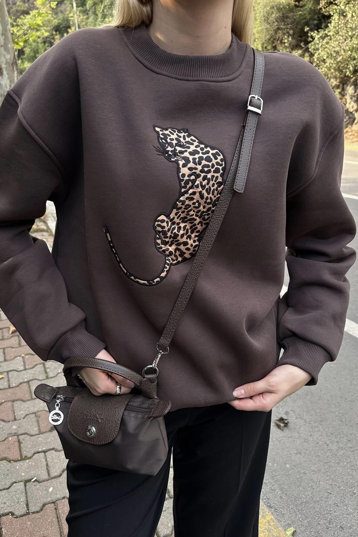 NAKIŞ DETAY SWEATSHIRT