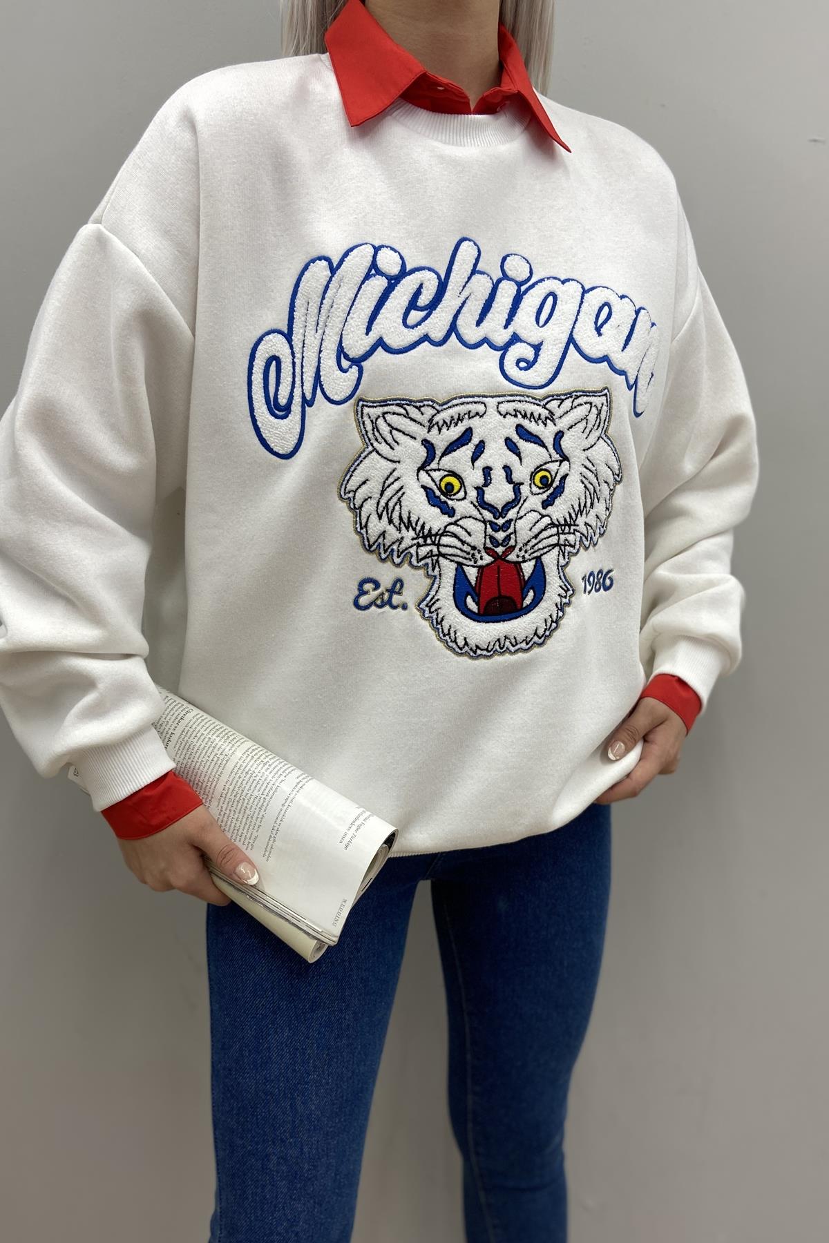 NAKIŞ DETAYLI SWEATSHIRT
