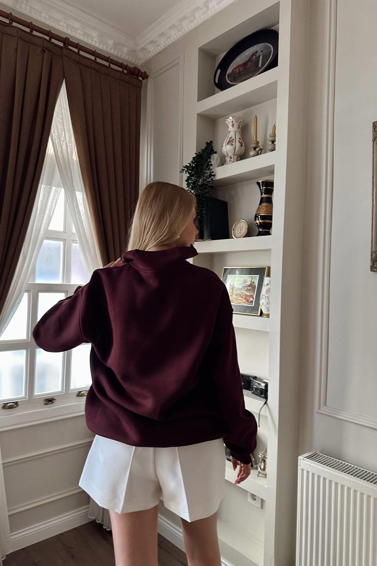 PATI FERMUARLI NAKIŞLI SWEATSHIRT