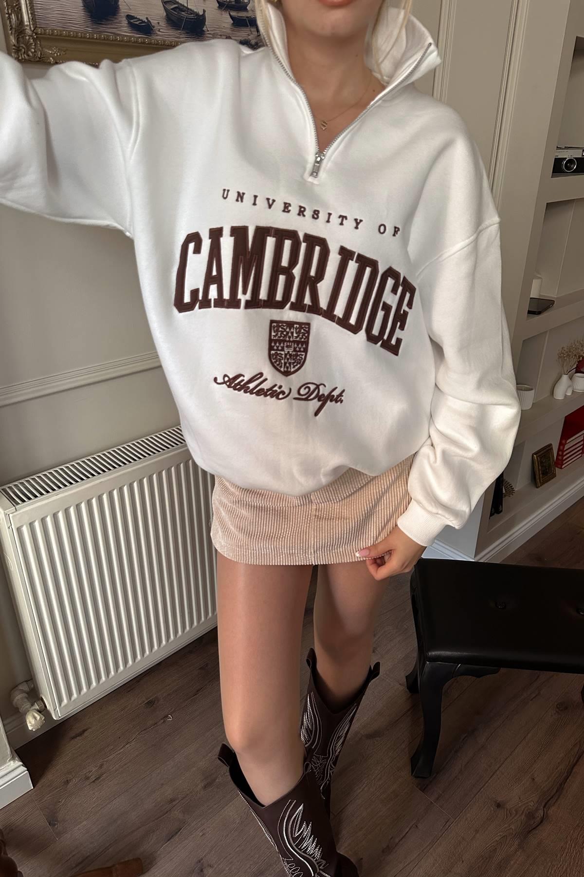 PATI FERMUARLI NAKIŞLI SWEATSHIRT