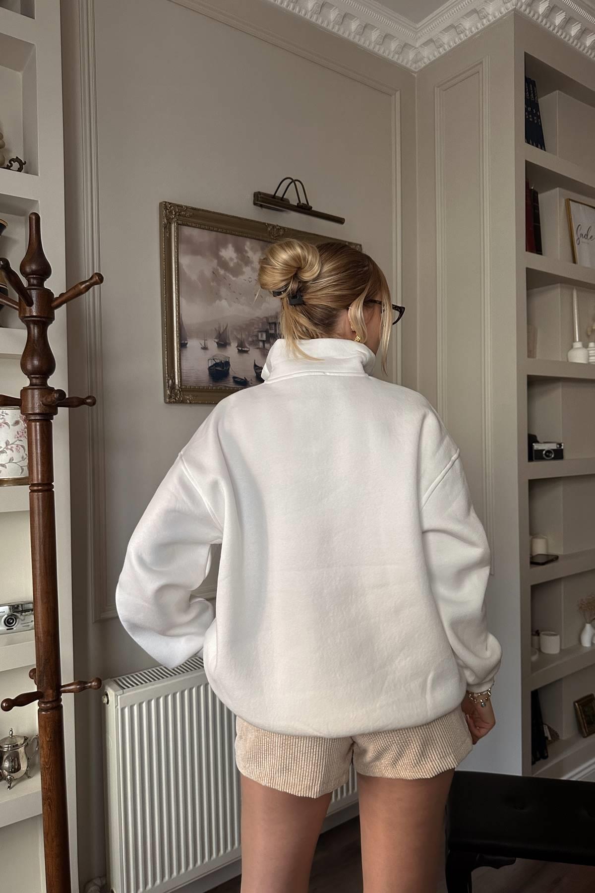 PATI FERMUARLI NAKIŞLI SWEATSHIRT