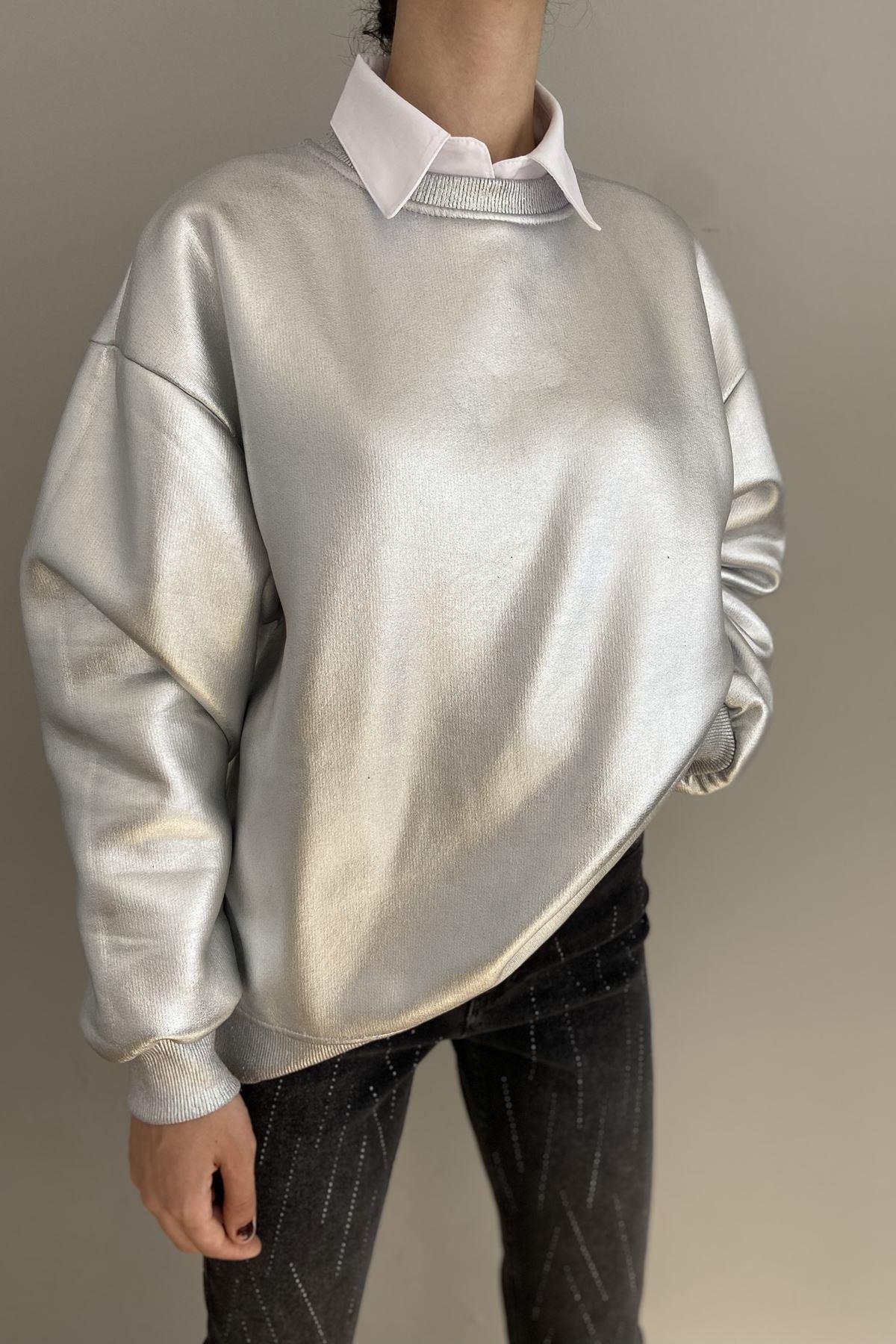 VARAKLI BİSİKLET YAKA SWEATSHIRT