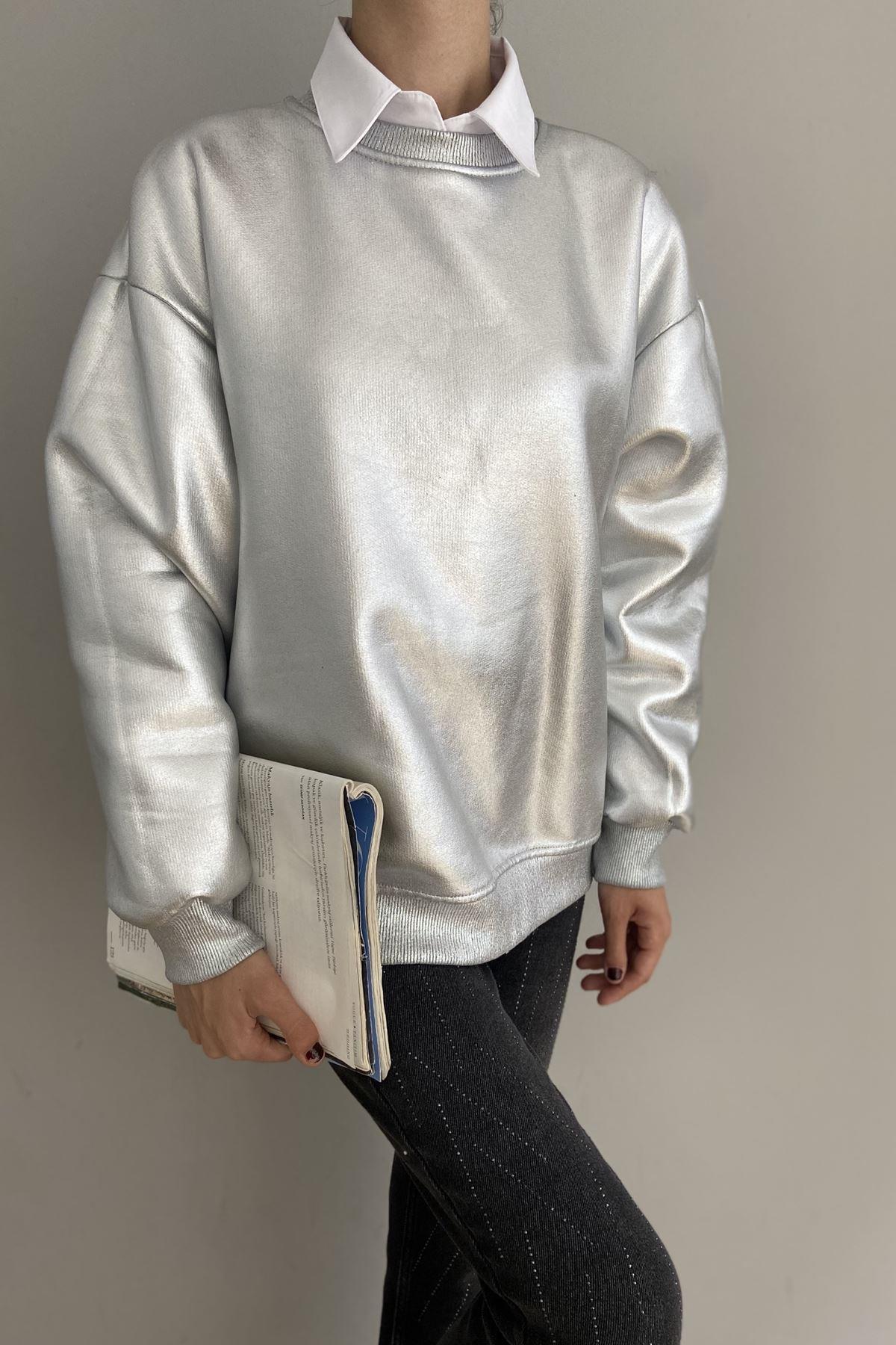 VARAKLI BİSİKLET YAKA SWEATSHIRT