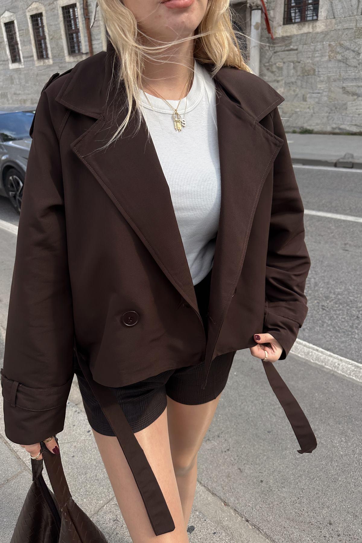 KISA TRENÇ