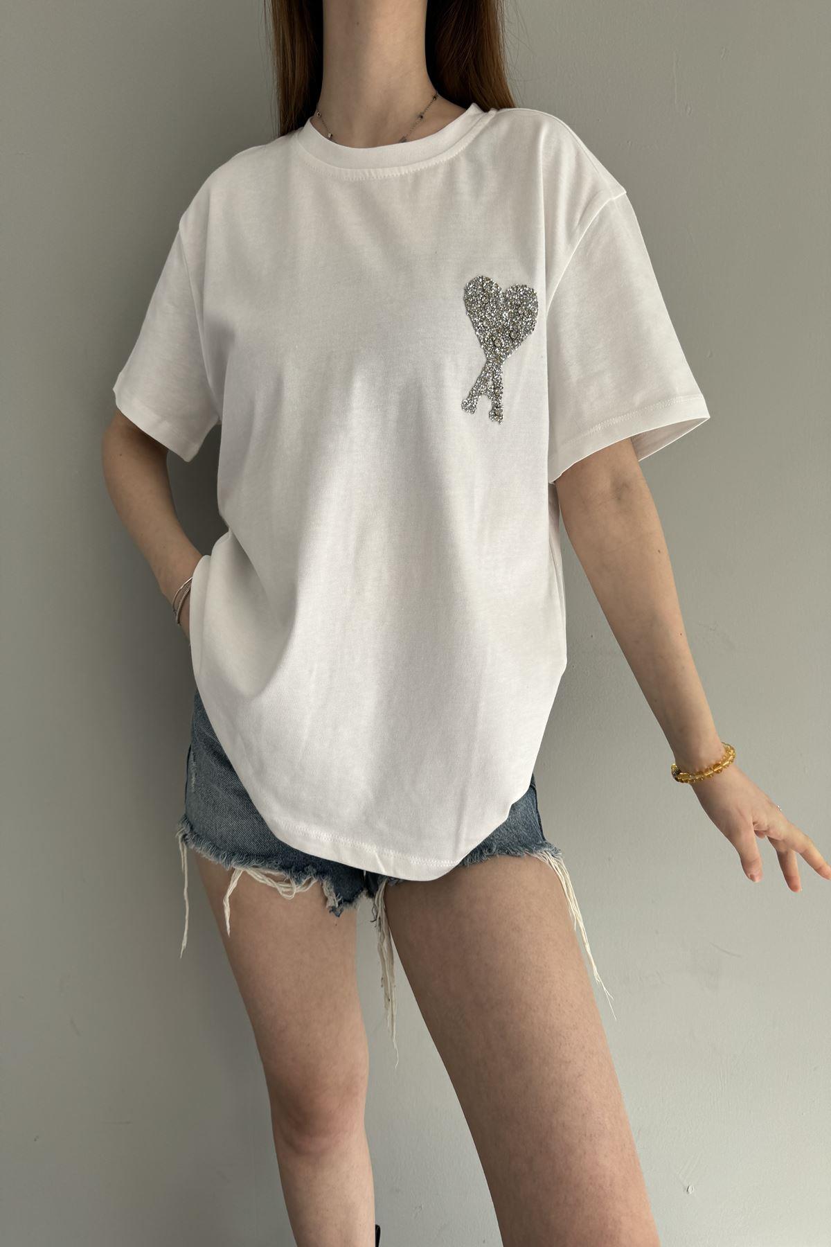 A KALP NAKIŞLI TSHIRT