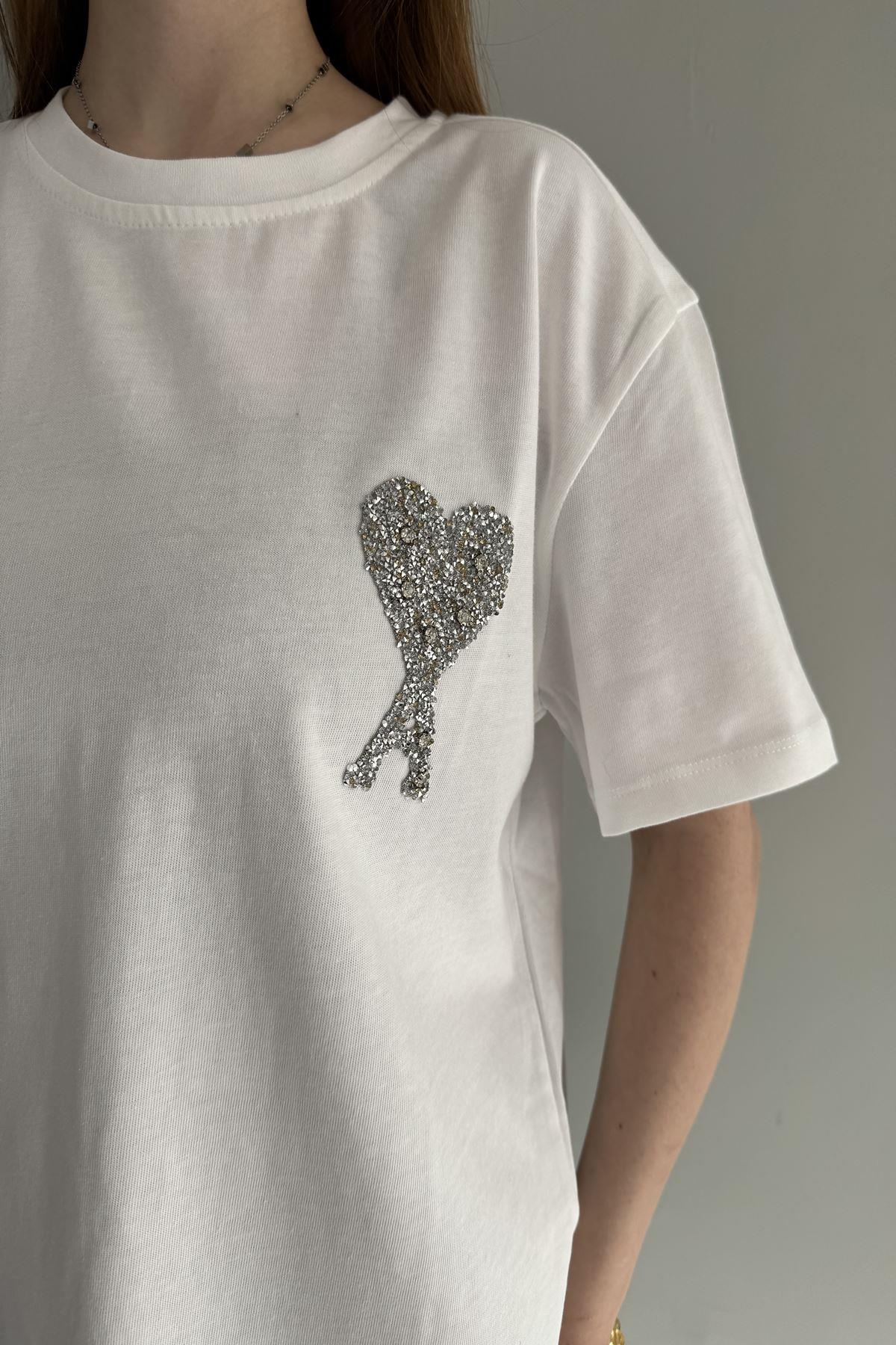 A KALP NAKIŞLI TSHIRT