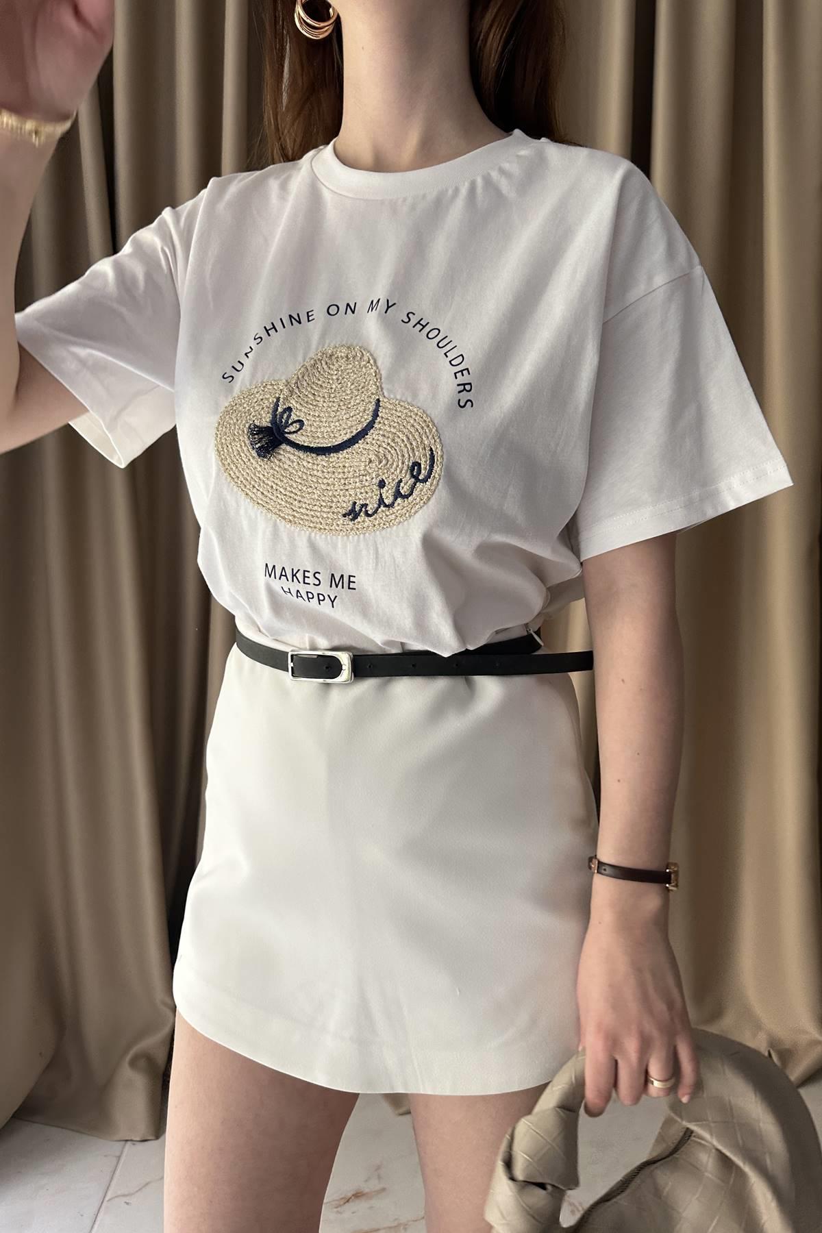 BASKI VE NAKIŞ DETAYLI TSHIRT