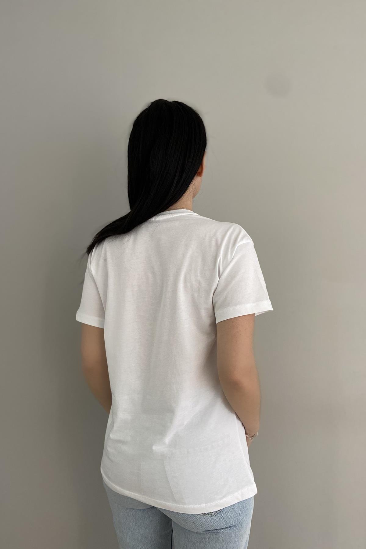 BASKILI TSHIRT
