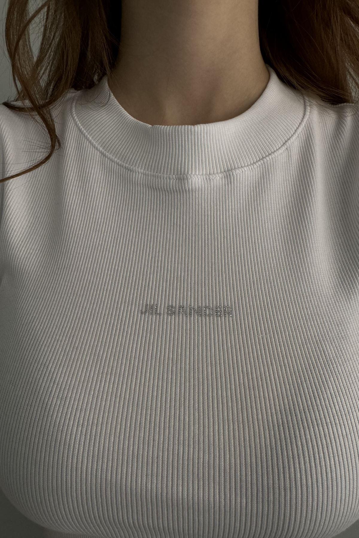 BASKILI TSHIRT