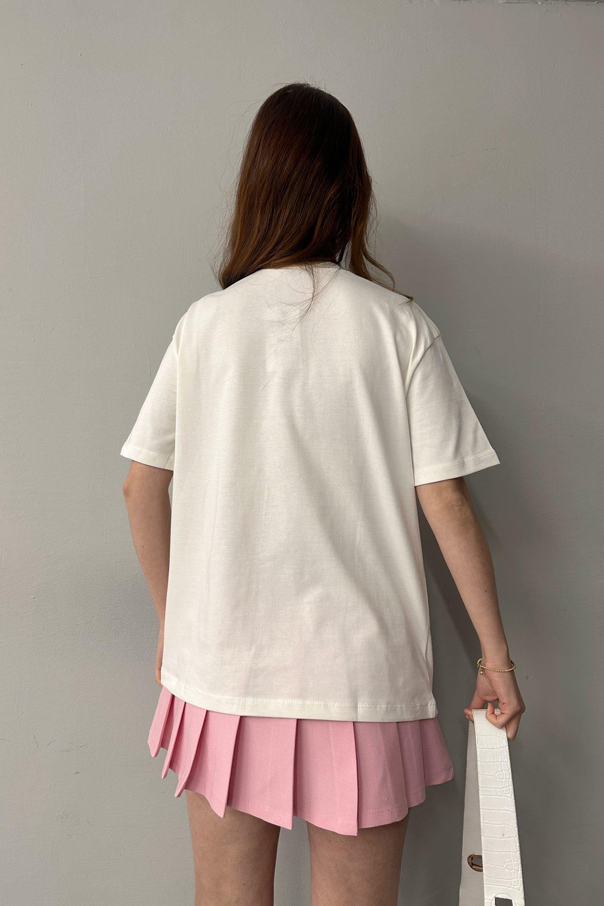 BİSİKLET YAKA KALP DETAYLI TSHIRT