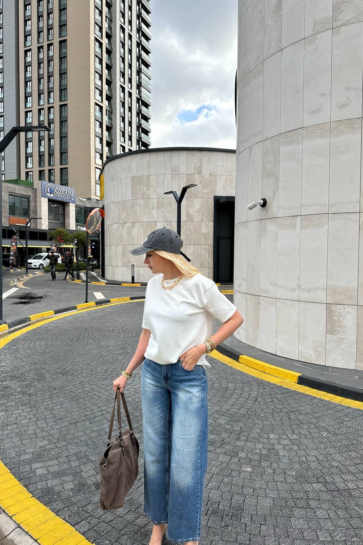 BİSİKLET YAKA MODAL TSHIRT