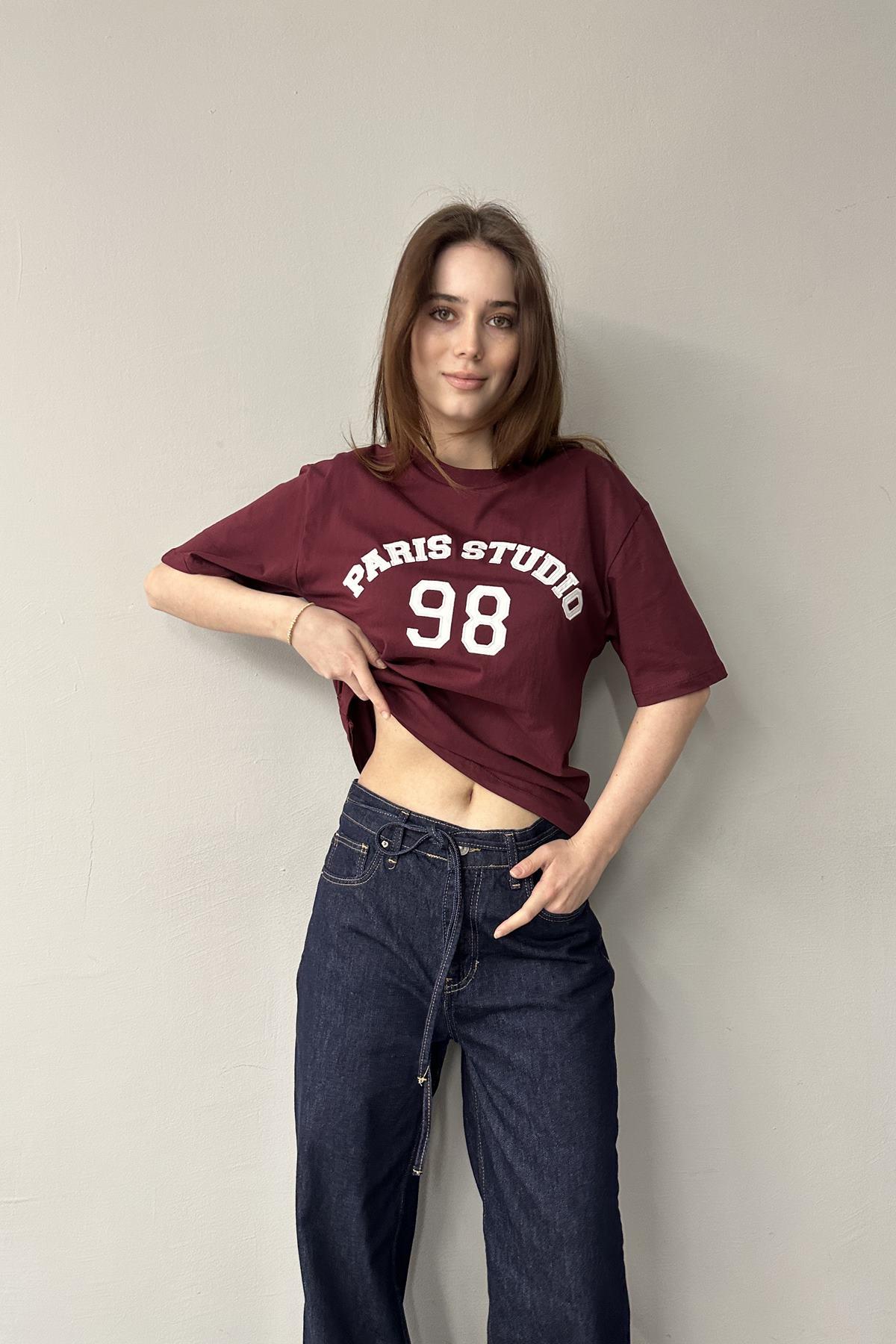 BİSİKLET YAKA NAKIŞ DETAYLI TSHIRT