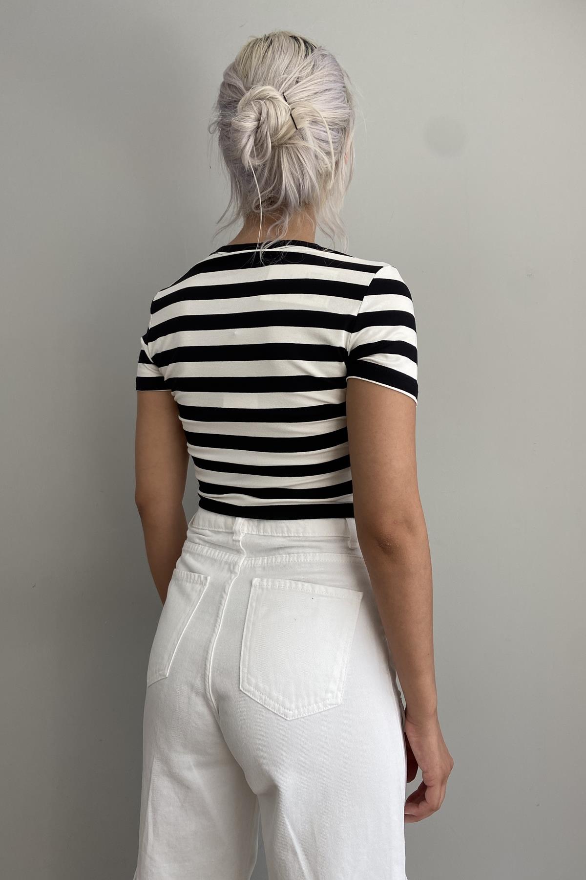 ÇİZGİLİ CROP TOP