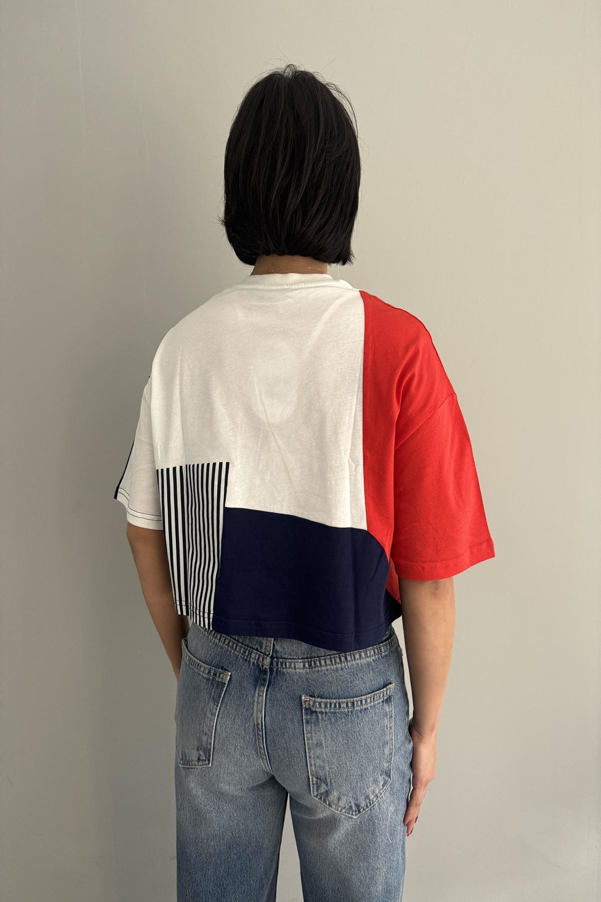 GARNİLİ BASKI DETAYLI TSHIRT
