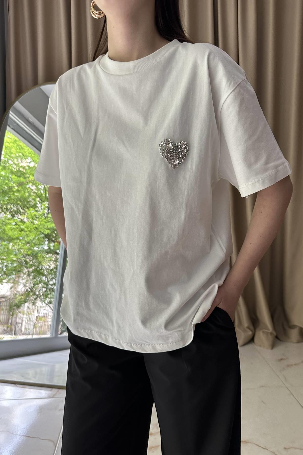 KALP TAŞ DETAYLI TSHIRT