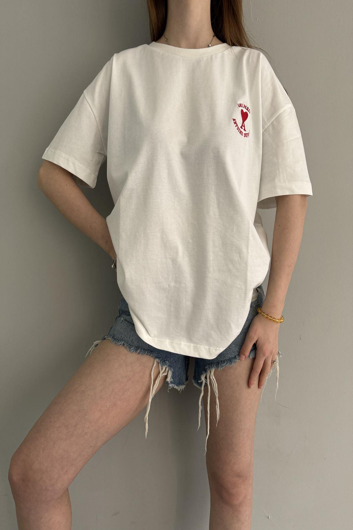 NAKIŞ DETAY TSHIRT