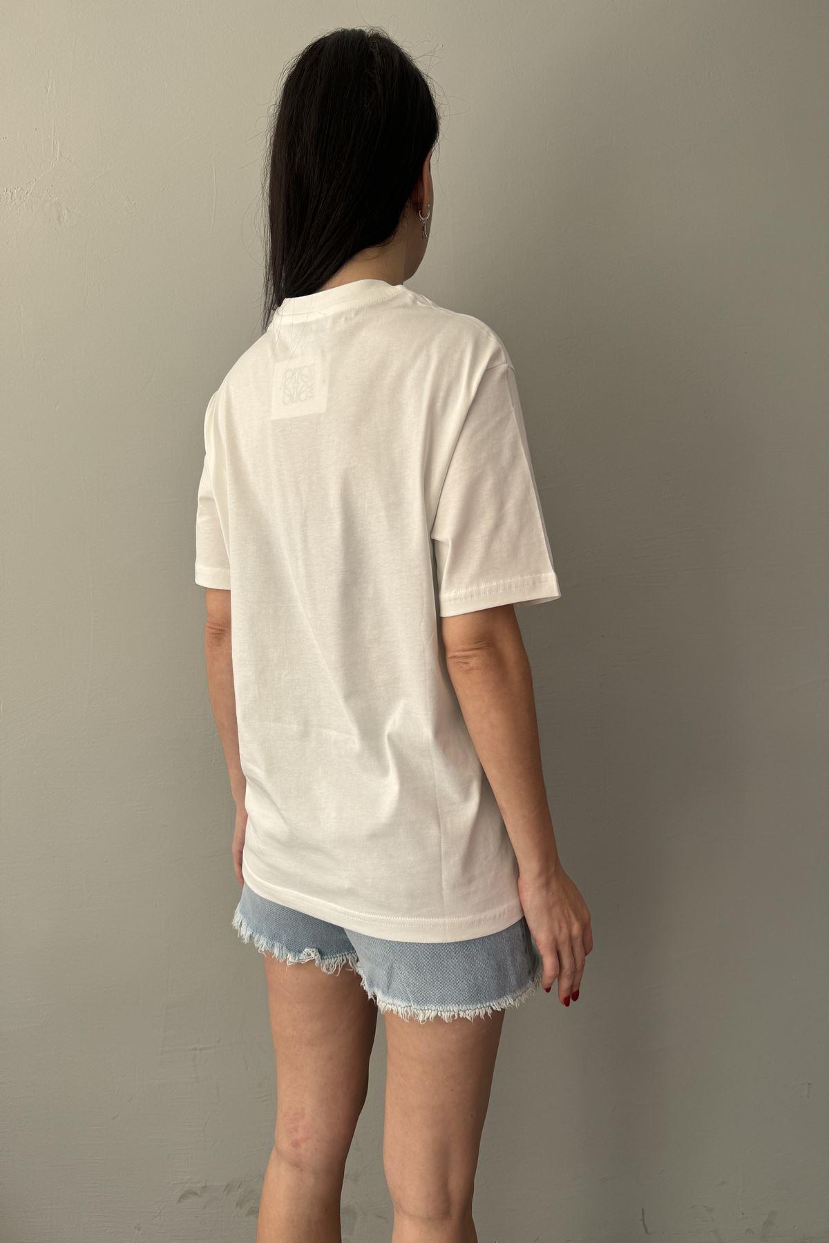 NAKIŞ DETAY TSHIRT