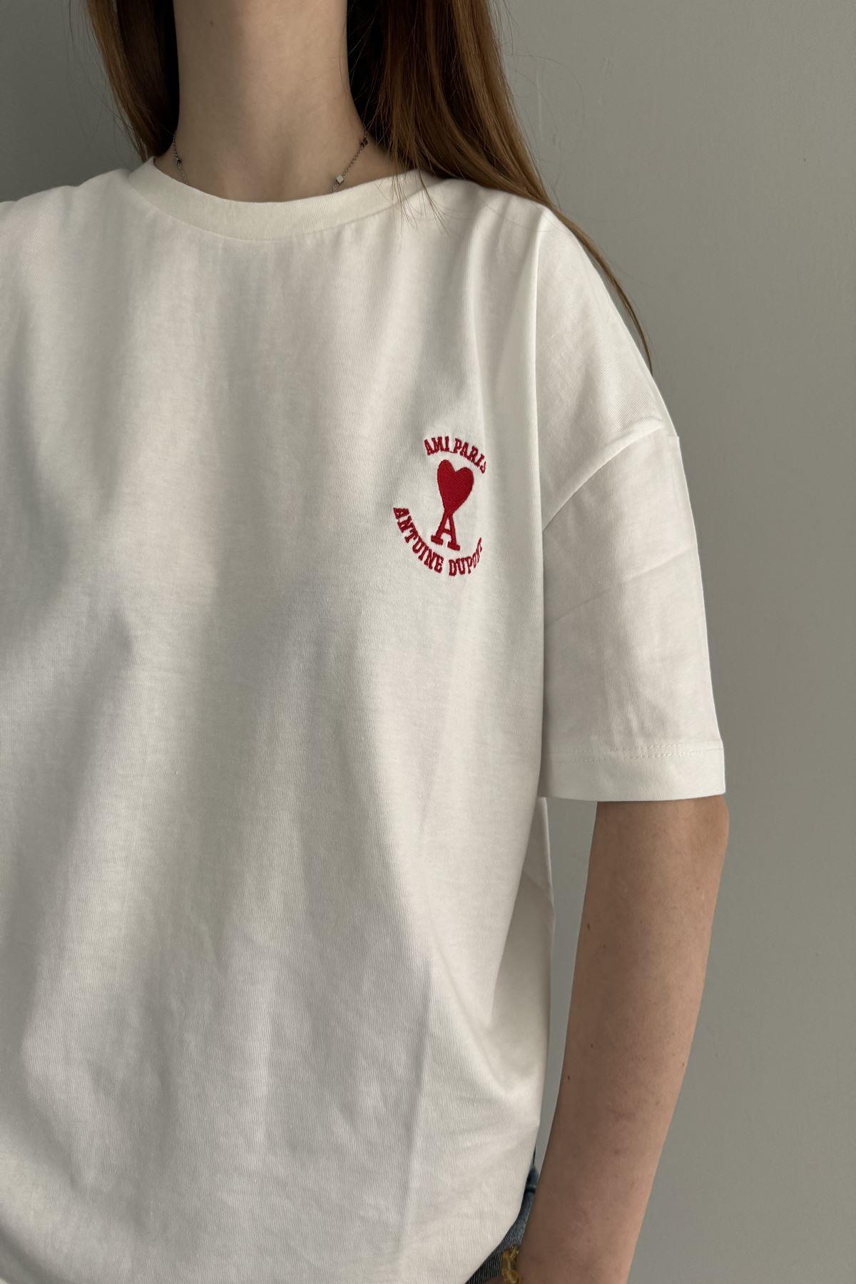 NAKIŞ DETAY TSHIRT