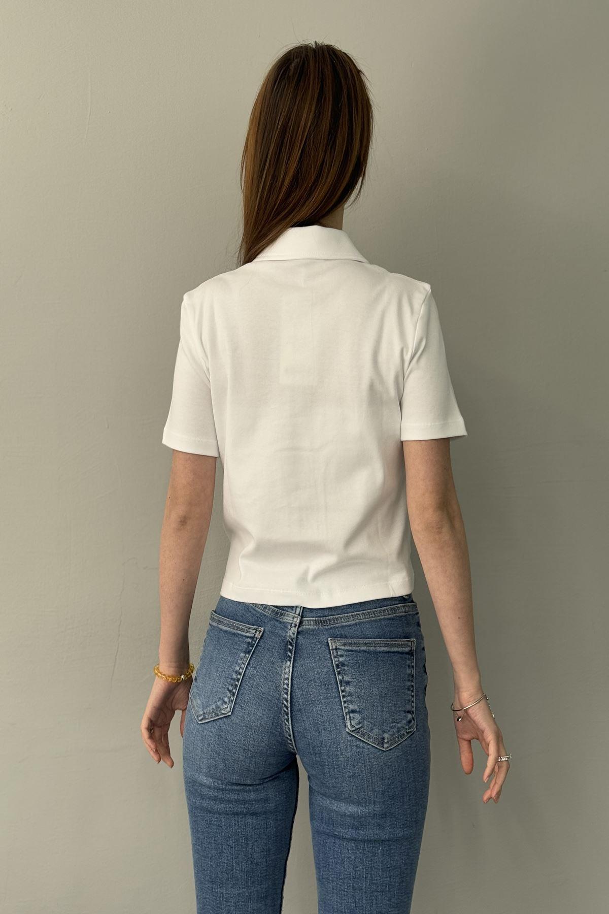 POLO YAKA NAKIŞ DETAYLI TSHIRT