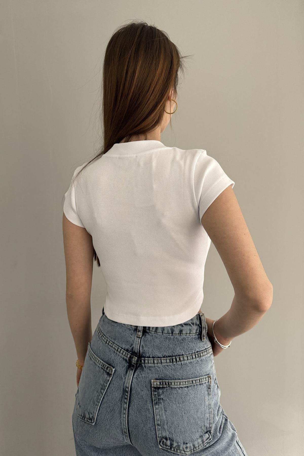 TAŞ BASKI DETAYLI TSHIRT