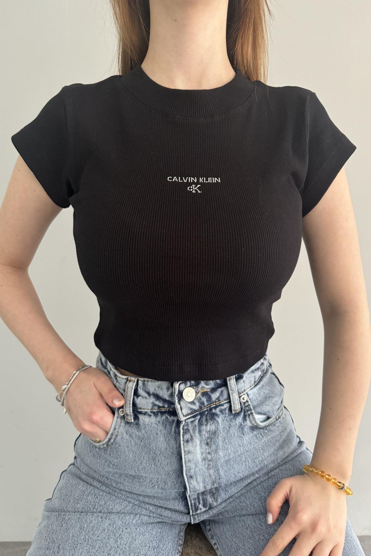 TAŞ BASKI DETAYLI TSHIRT