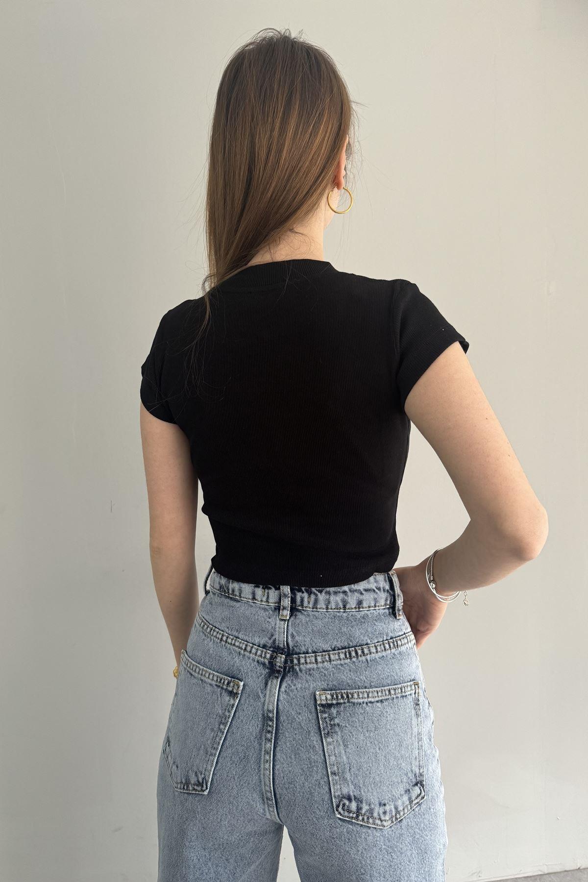 TAŞ BASKI DETAYLI TSHIRT