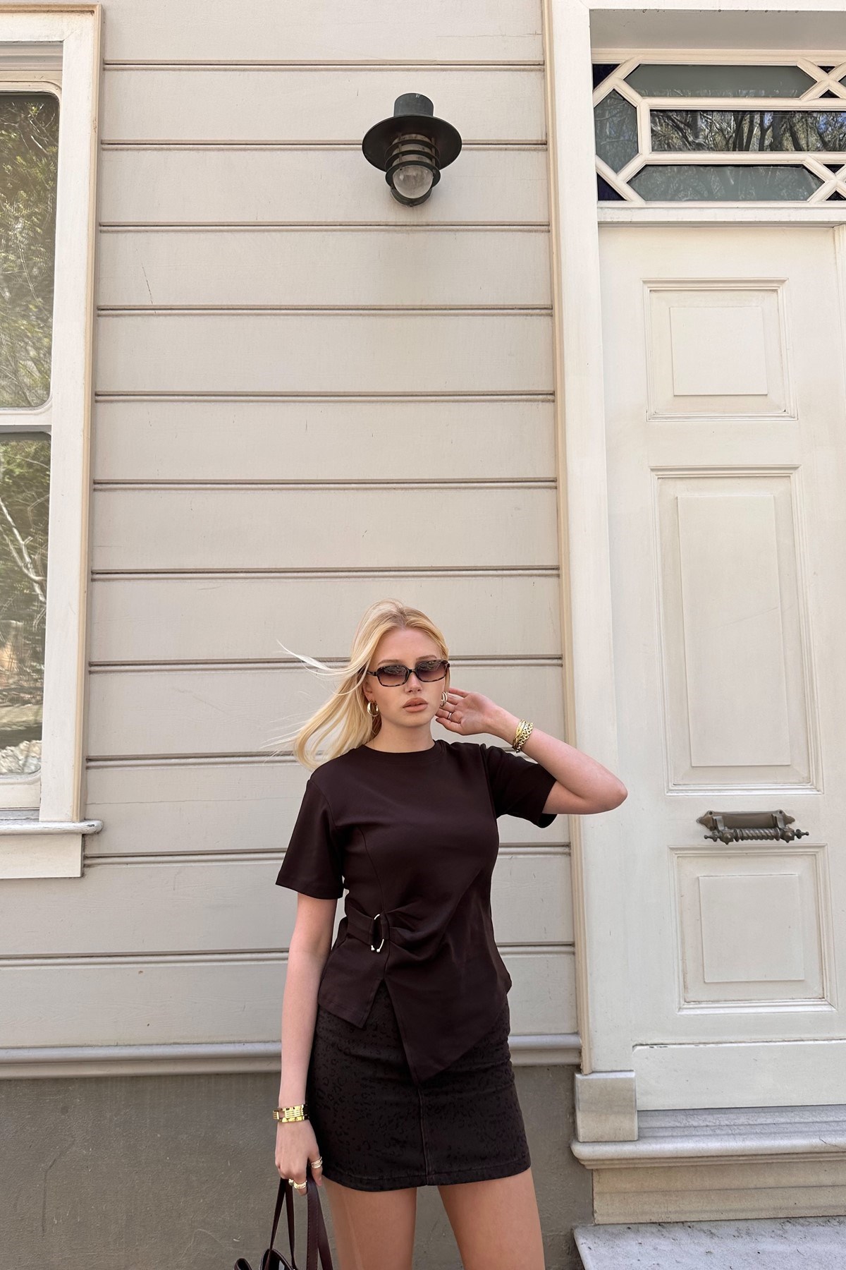TOKA DETAYLI TSHIRT