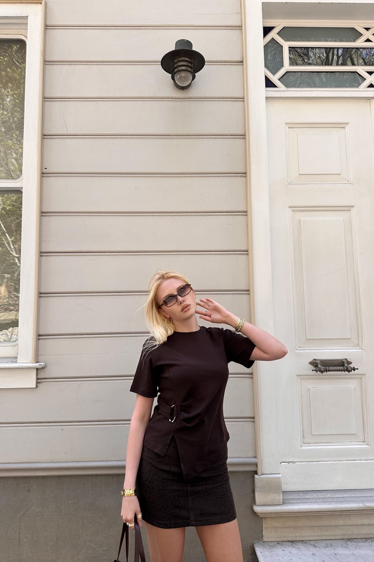 TOKA DETAYLI TSHIRT