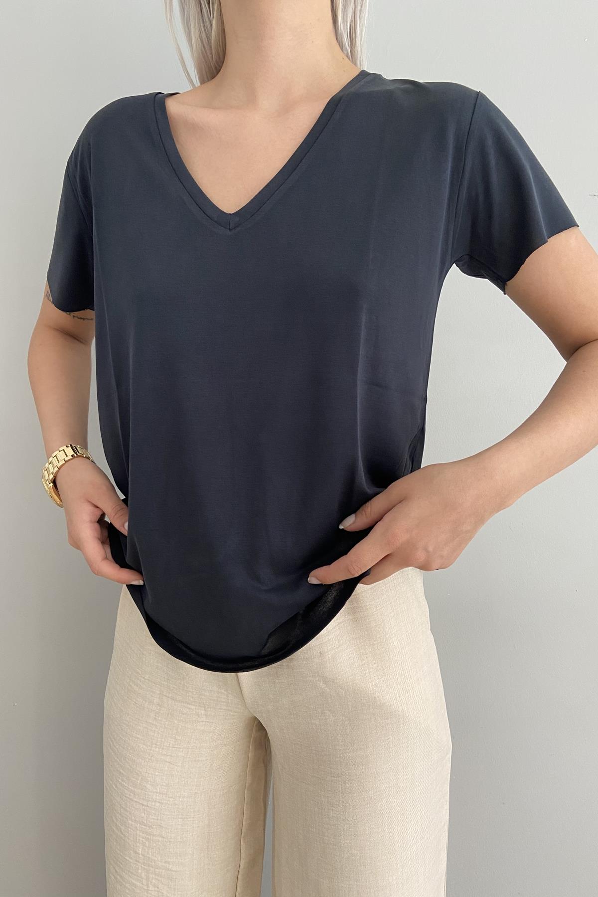 V YAKA OYSHO TSHIRT