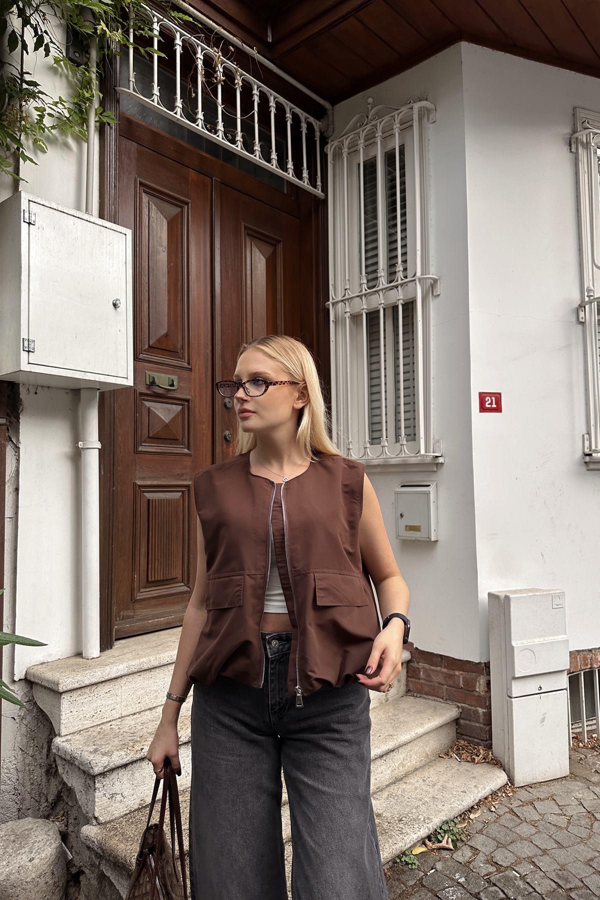 FERMUARLI CEP KAPAKLI YELEK