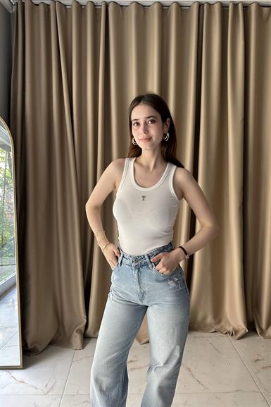 KALP AKSESUAR DETAYLI U YAKA ATLET