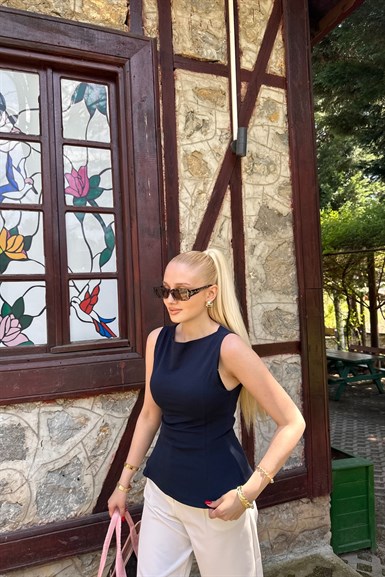 KAYIK YAKA PEPLUM BLUZ