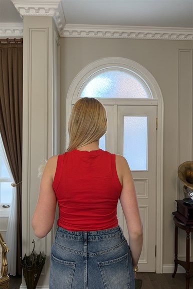 SIFIR KOL BÜZGÜ VE TOKA DETAY CROP