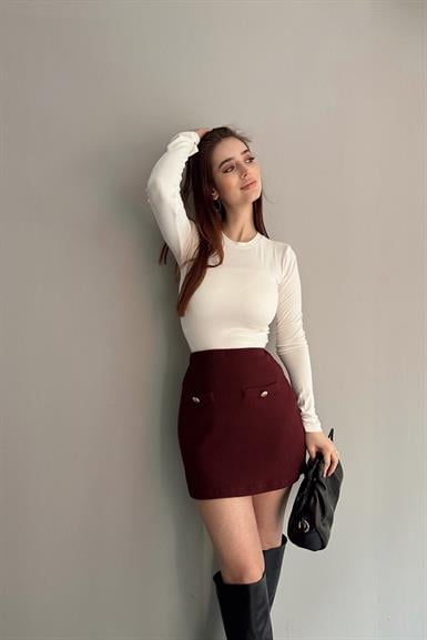 BİSİKLET YAKA PARMAK GEÇME DETAY TSHIRT