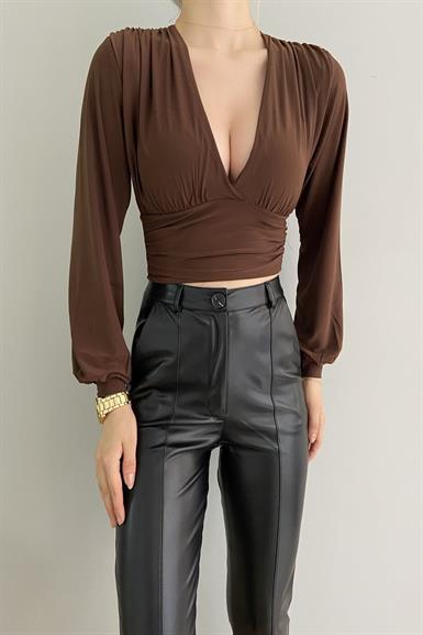 BÜZGÜLÜ CROP BLUZ