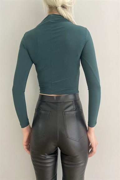 ÇAPRAZ BÜZGÜLÜ CROP BLUZ