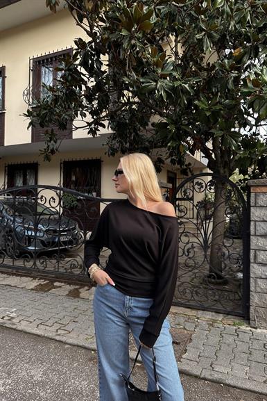 KAYIK YAKA DÜŞÜK OMUZ BLUZ