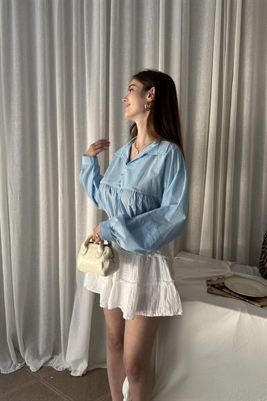 KISA PATLI BİRİT DÜĞME DETAYLI BLUZ