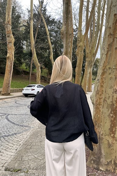 ŞAL DETAYLI BLUZ