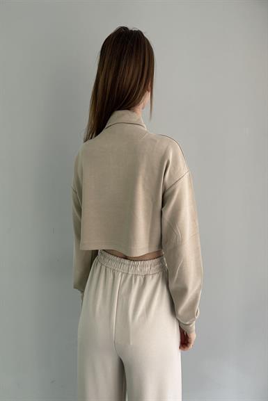 YARIM FERMUARLI DİK YAKA MODAL CROP