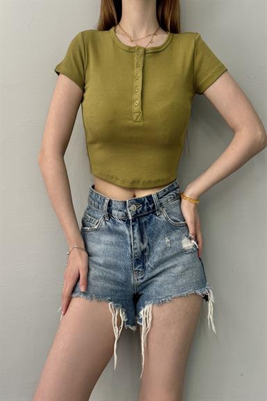 DÜĞMELİ CROP TOP