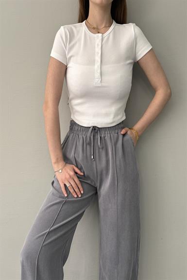 DÜĞMELİ CROP TOP