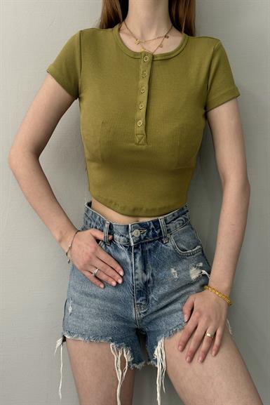 DÜĞMELİ CROP TOP