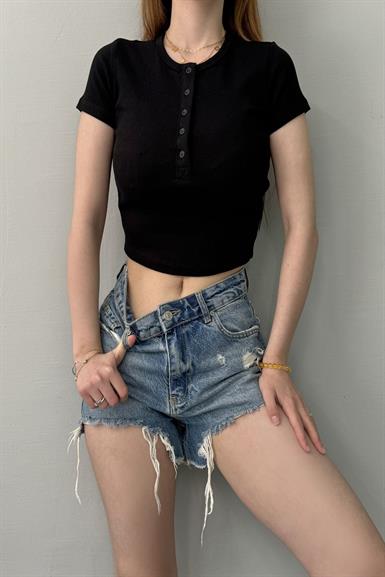 DÜĞMELİ CROP TOP
