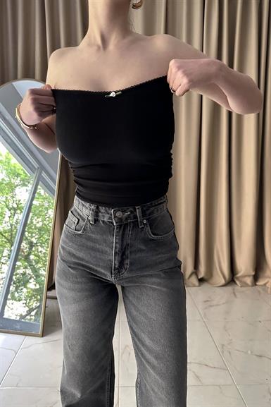 GÜL DETAYLI STRAPLEZ TOP